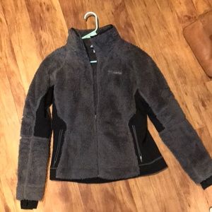Columbia fuzzy jacket
